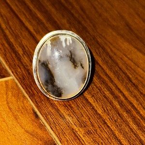 DENDRITIC quartz ring